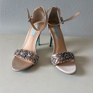 Betsy Johnson Heels Women 7 Gina Champagne Wedding Shoes